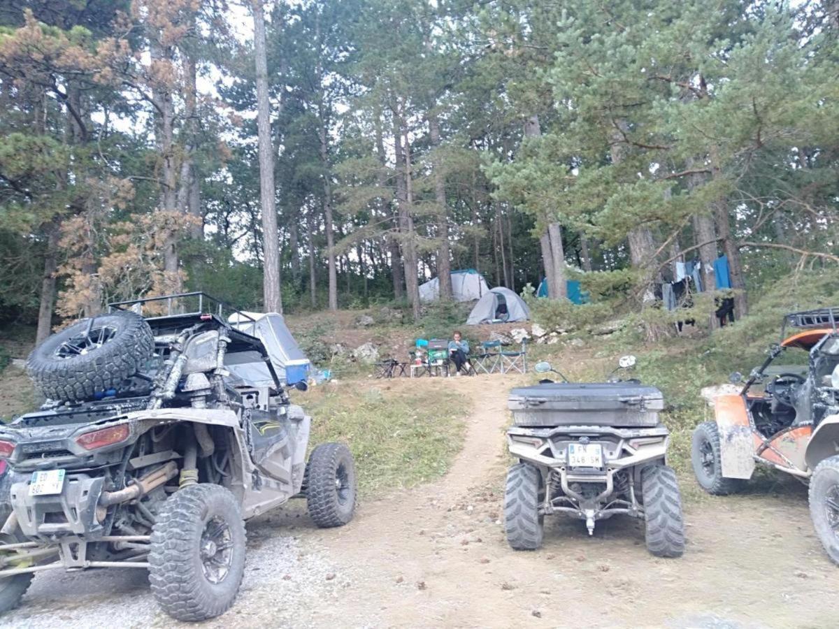 Camping Du Lac Saint-Julien-du-Verdon Dış mekan fotoğraf