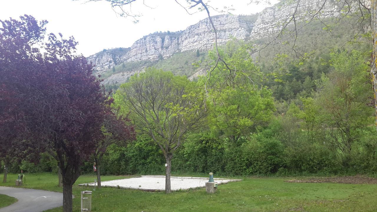 Camping Du Lac Saint-Julien-du-Verdon Dış mekan fotoğraf